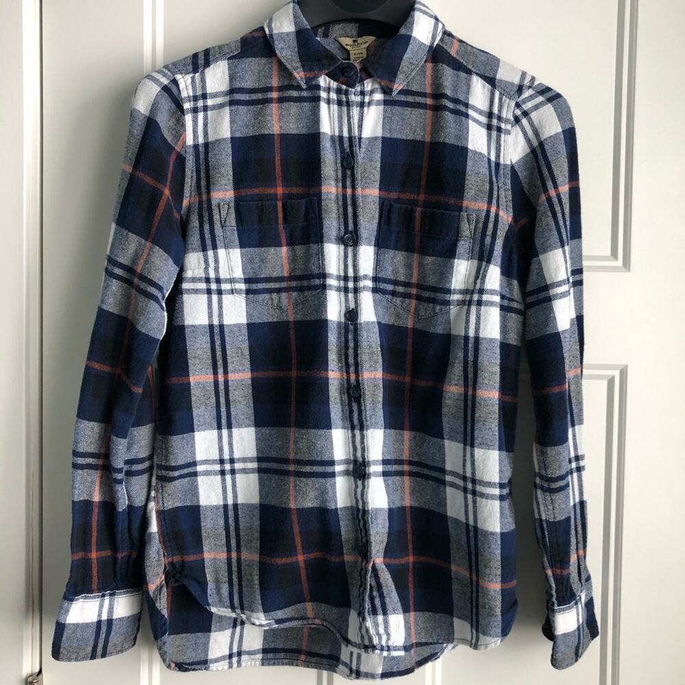 Woolrich flannel button down shirt plaid blue and white sz small